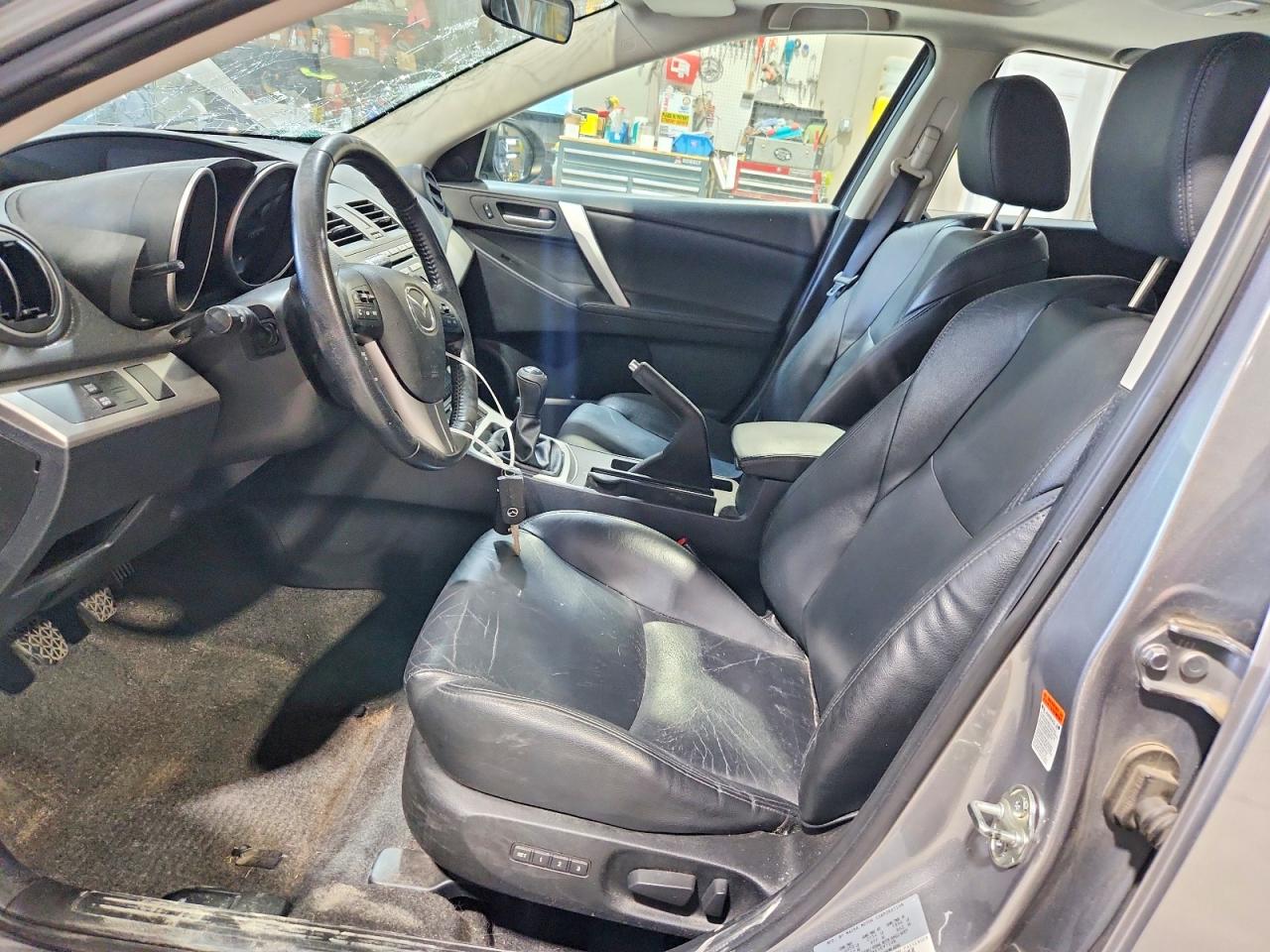 2010 MAZDA 3 S photo 7