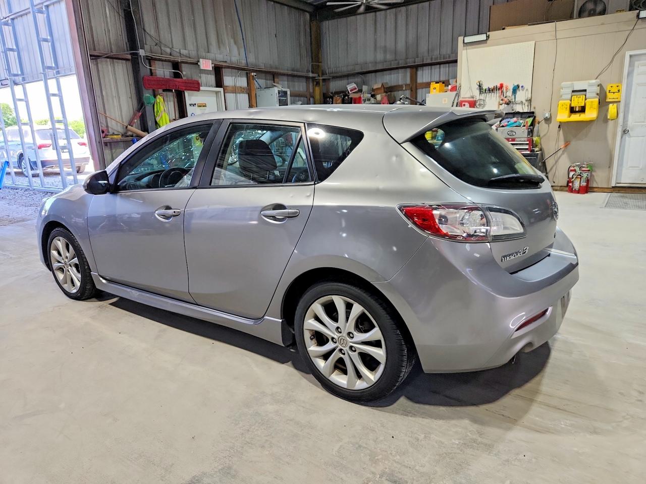 2010 MAZDA 3 S photo 2