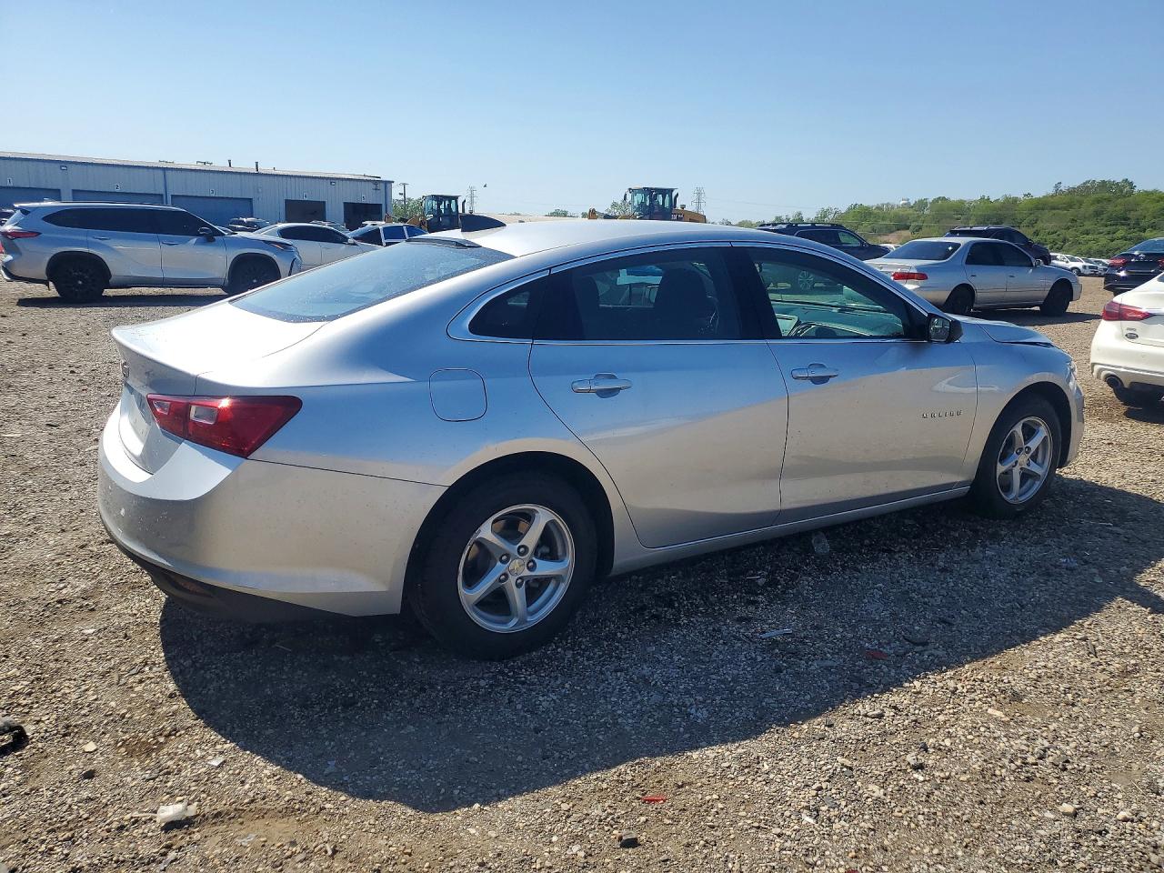 2017 CHEVROLET MALIBU LS photo 5