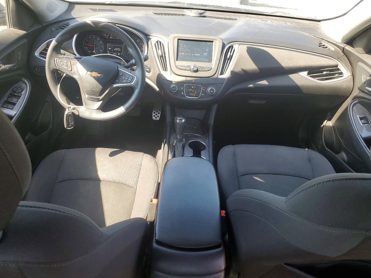 2017 CHEVROLET MALIBU LS photo 15