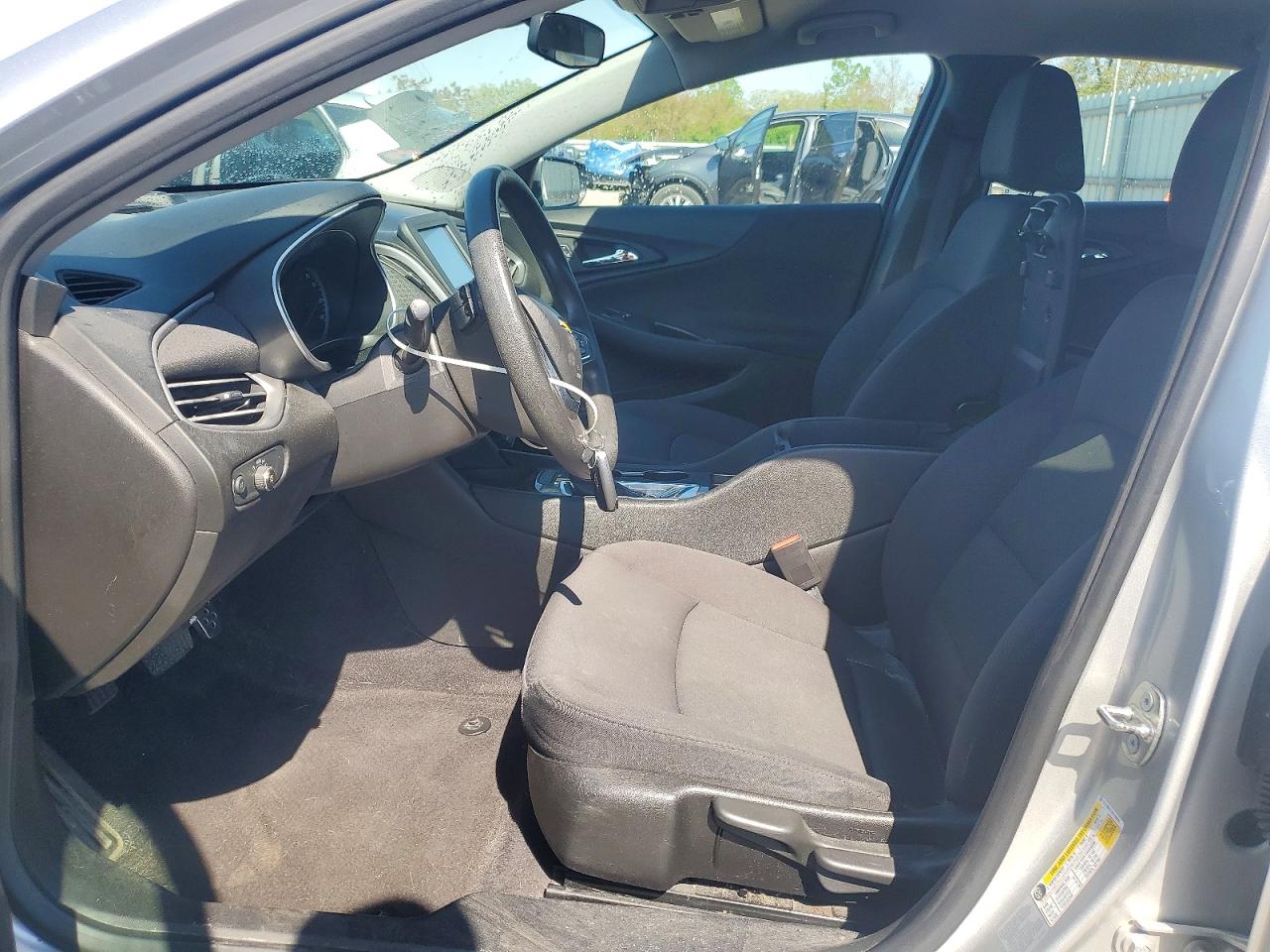 2017 CHEVROLET MALIBU LS photo 13