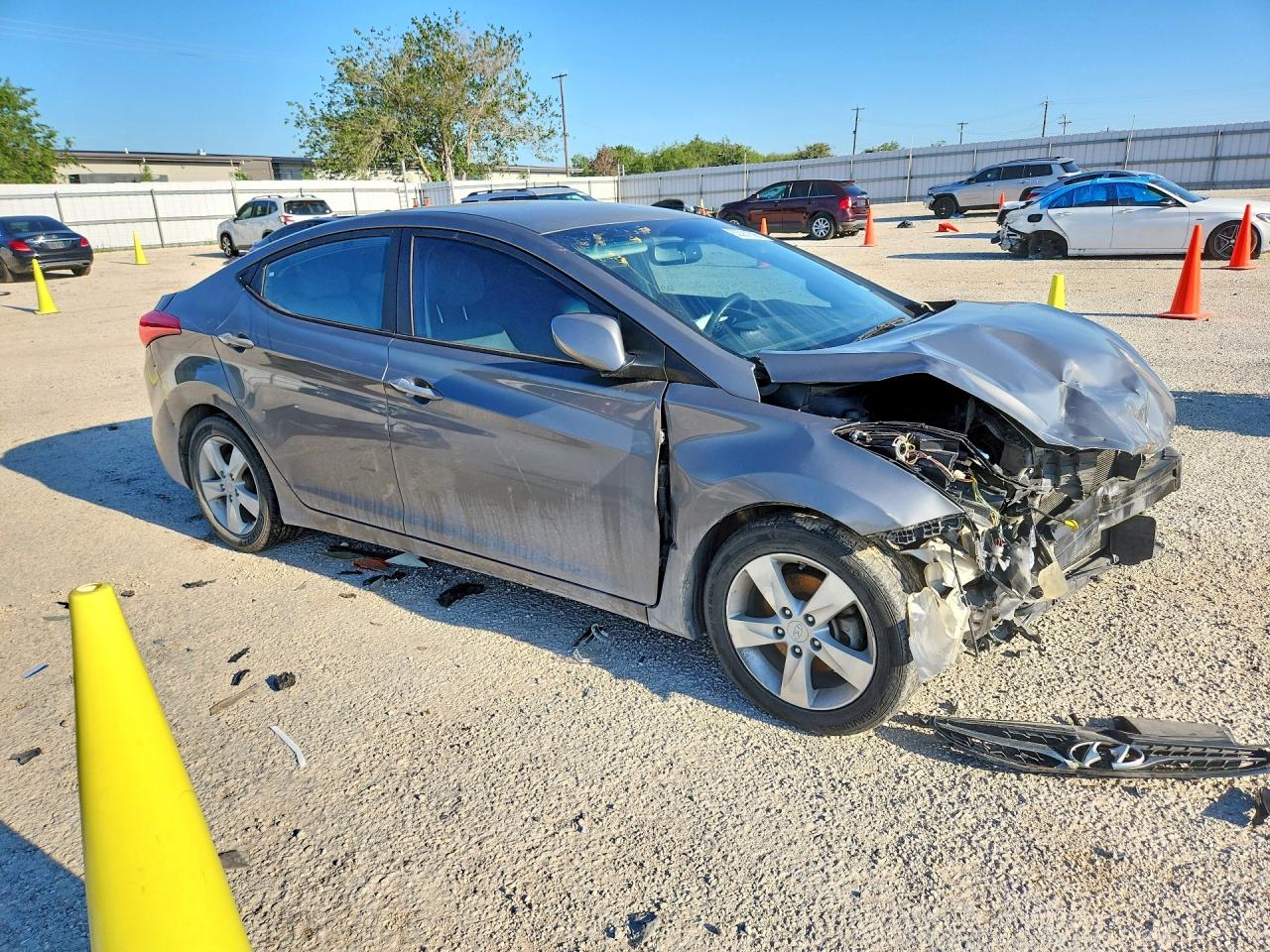 2013 HYUNDAI ELANTRA GLS photo 10