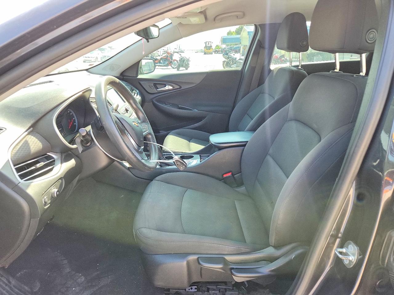 2018 CHEVROLET MALIBU LS photo 19