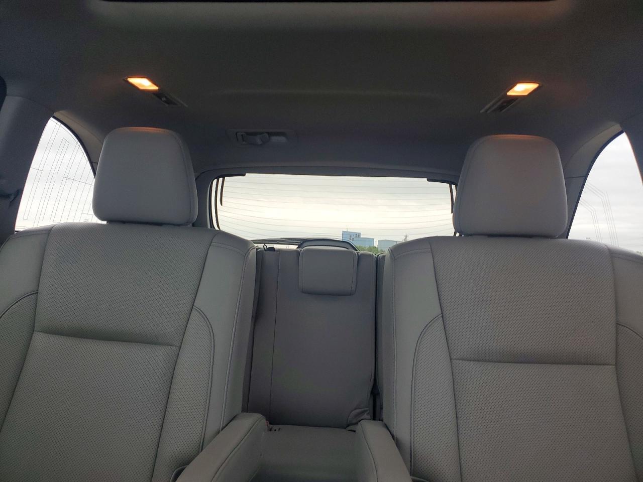 2016 TOYOTA HIGHLANDER LIMITED photo 19