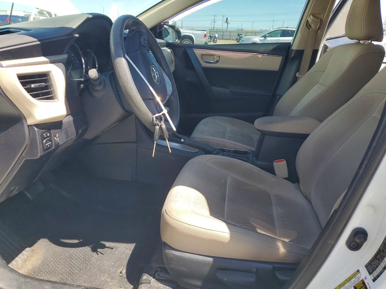 2016 TOYOTA COROLLA LE photo 13