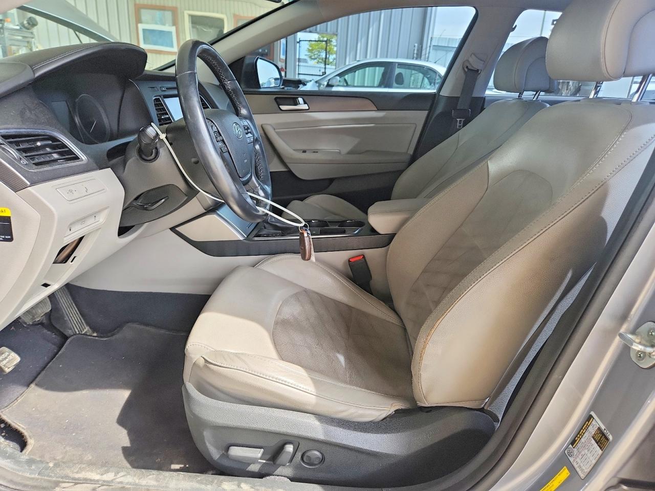 2016 HYUNDAI SONATA SPORT photo 13