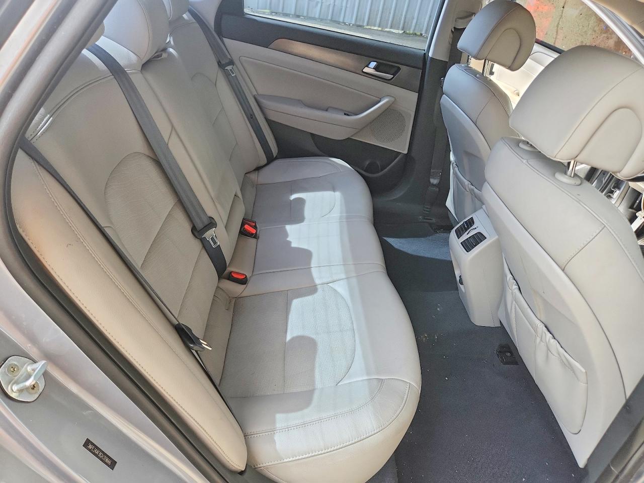2016 HYUNDAI SONATA SPORT photo 19