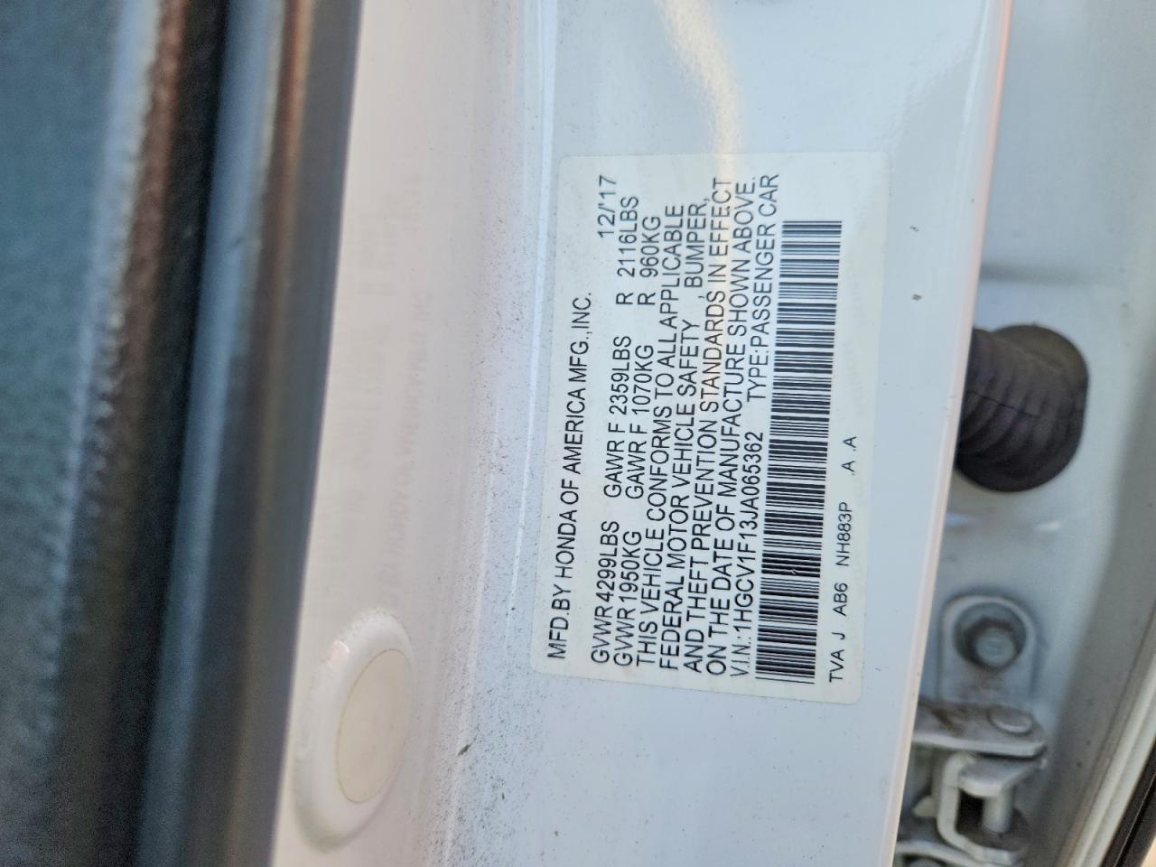 2018 HONDA ACCORD LX photo 13