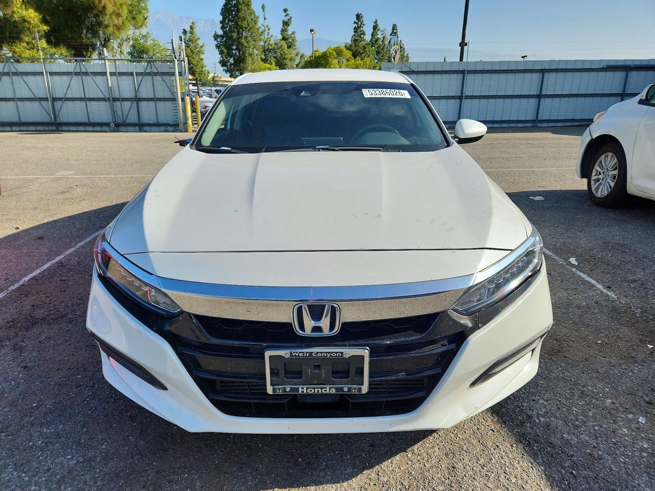 2018 HONDA ACCORD LX photo 5