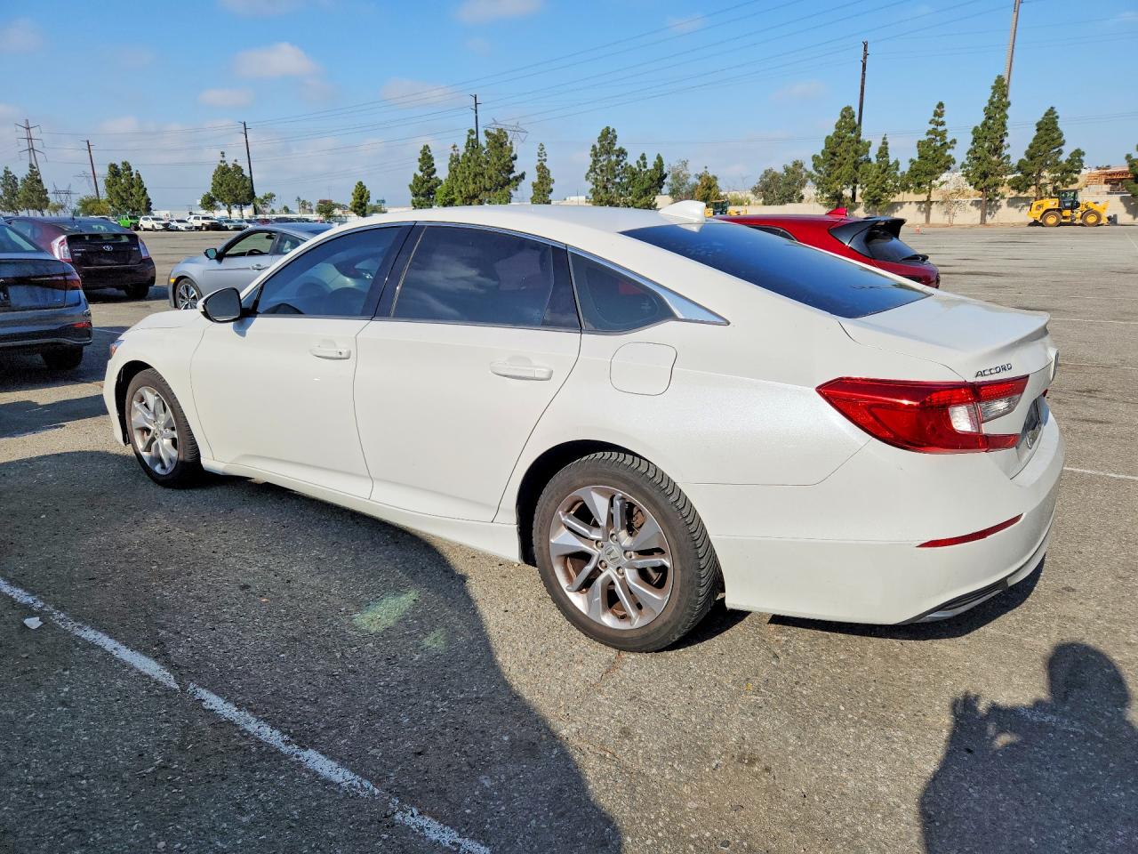 2018 HONDA ACCORD LX photo 2