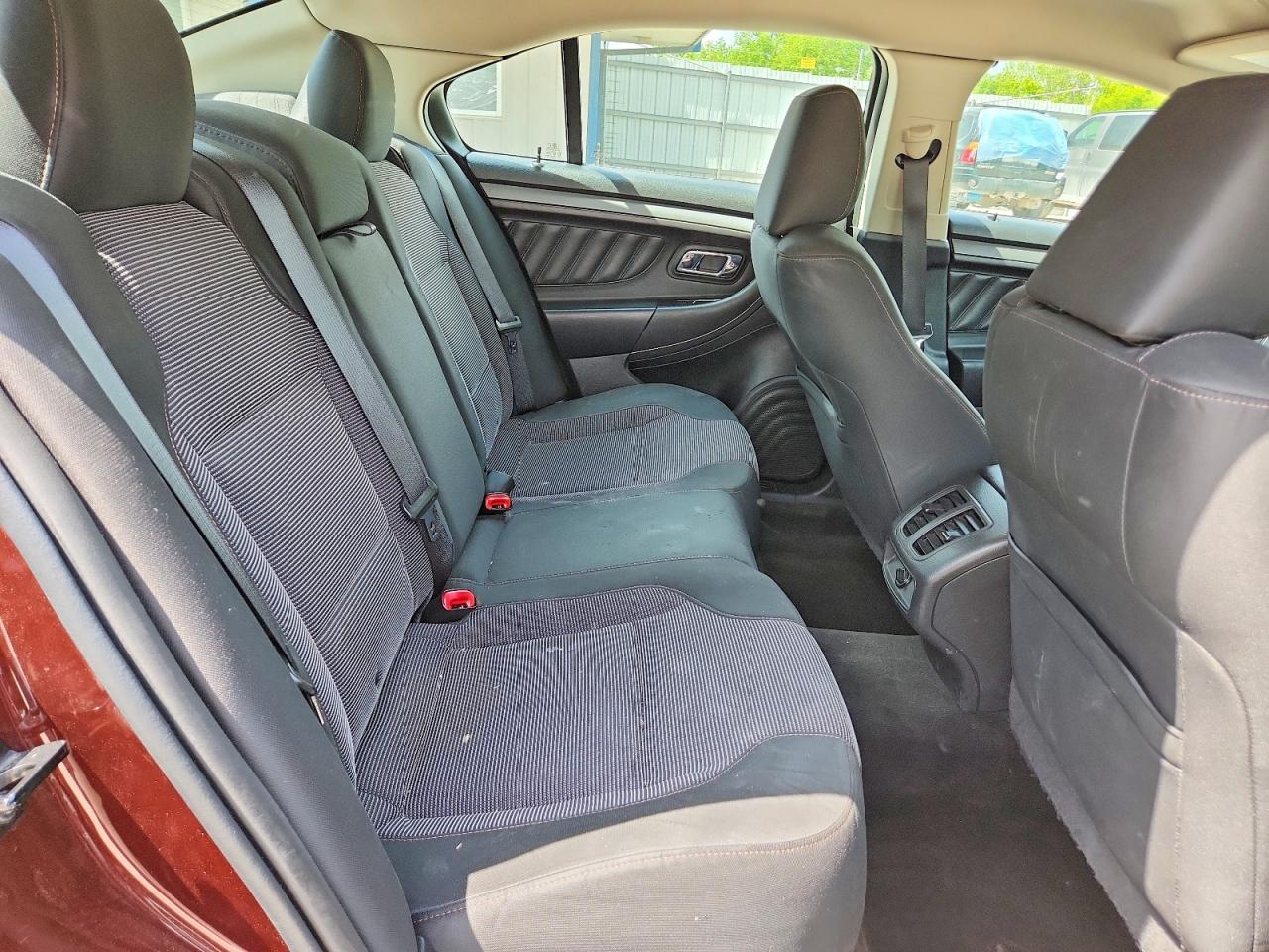 2012 FORD TAURUS SEL photo 19