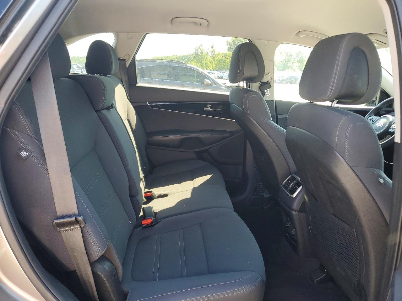 2017 KIA SORENTO LX V6 photo 21