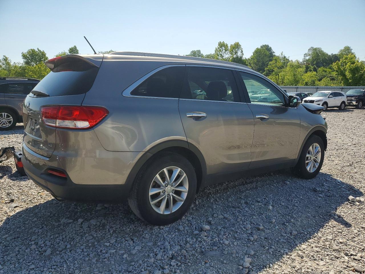 2017 KIA SORENTO LX V6 photo 5