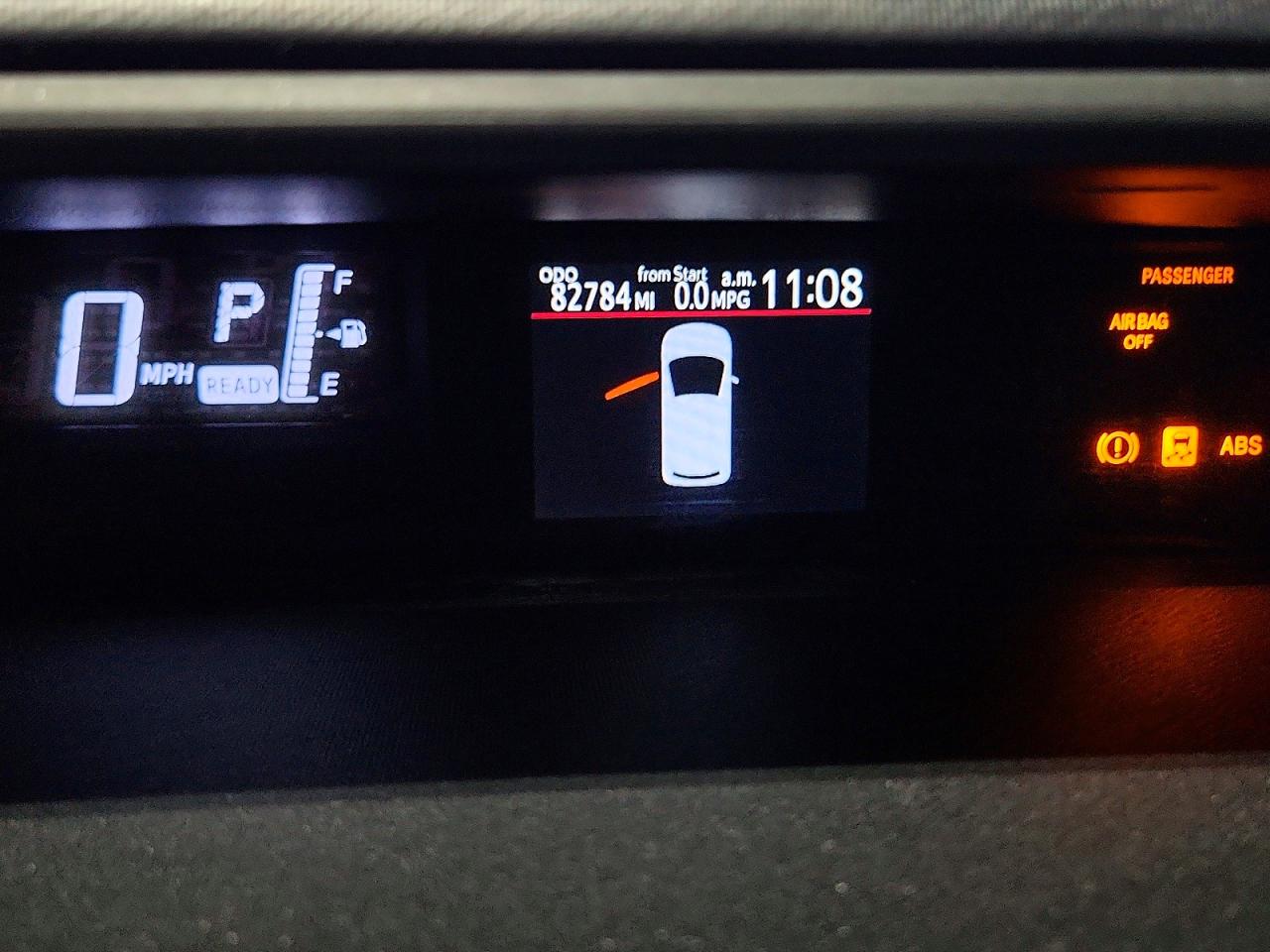 2016 TOYOTA PRIUS C TWO photo 25