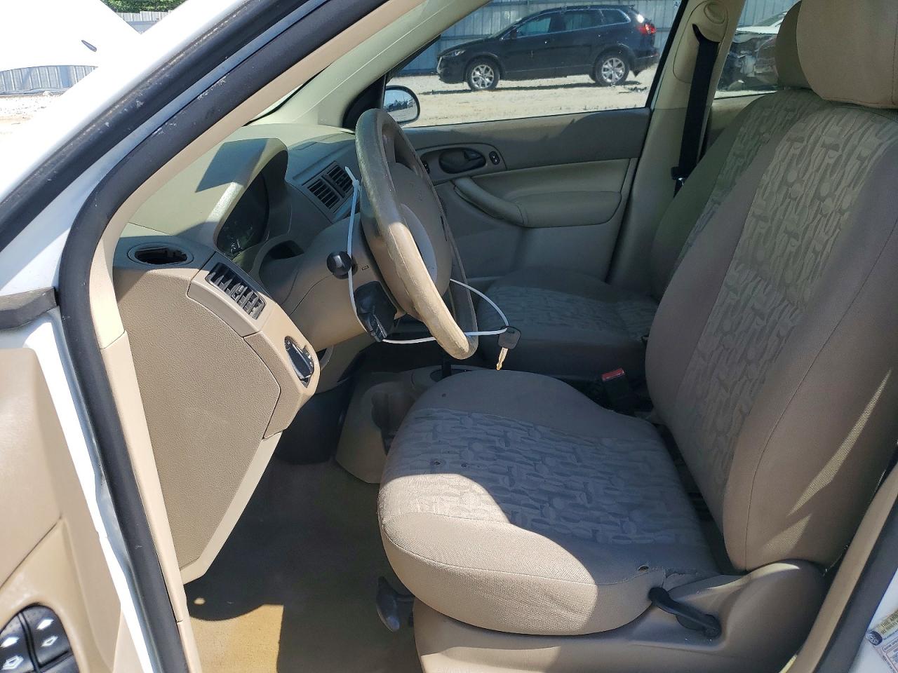 2005 FORD FOCUS ZX4 photo 7