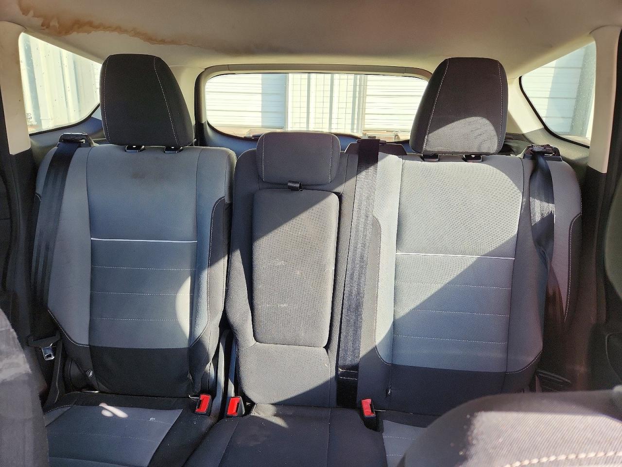 2015 FORD ESCAPE SE photo 19