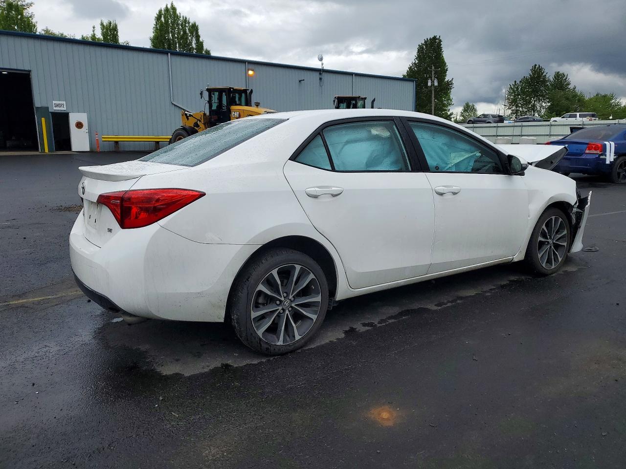 2018 TOYOTA COROLLA SE photo 5