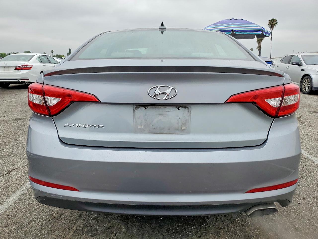 2016 HYUNDAI SONATA SE photo 11