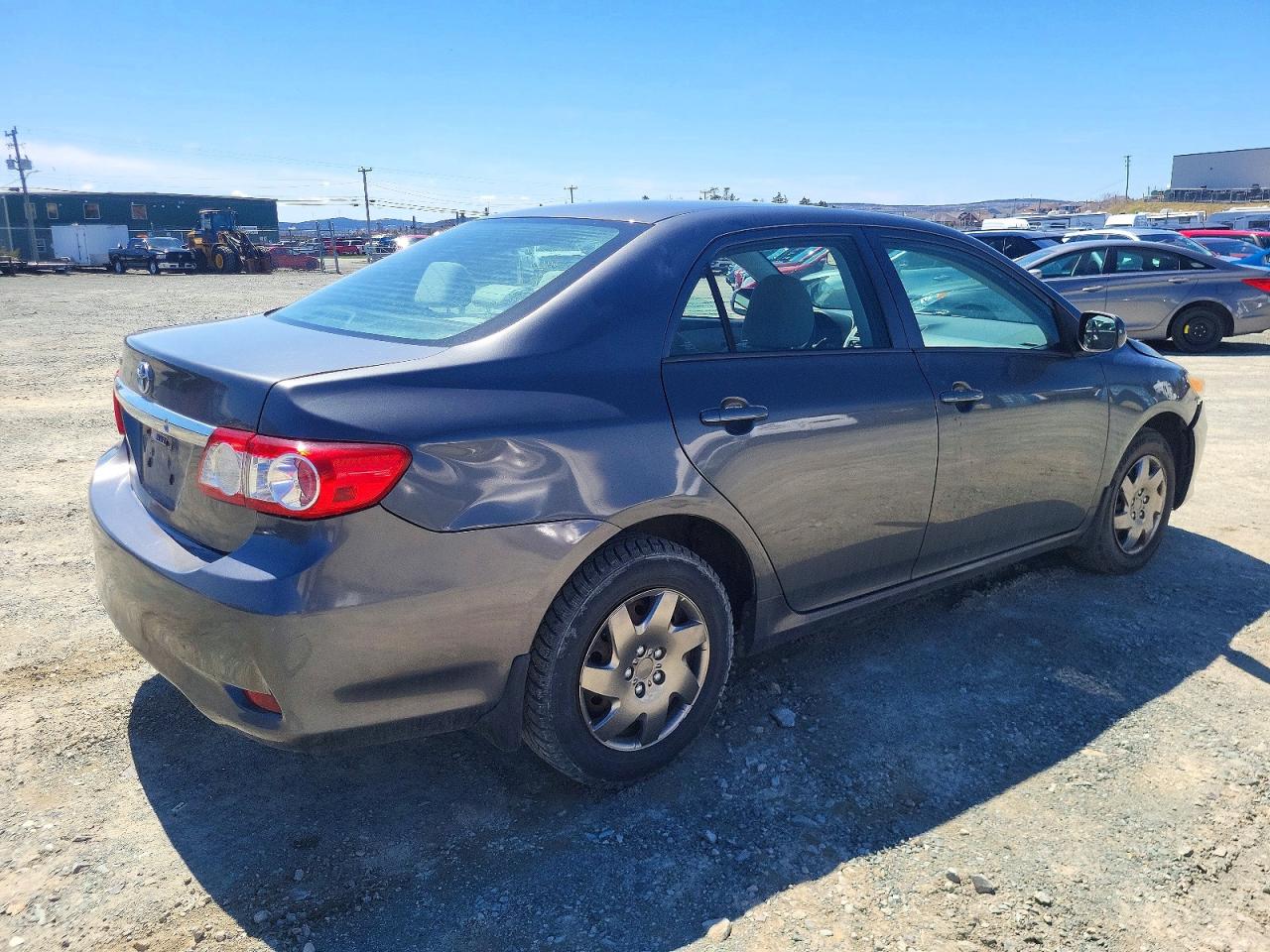 2013 TOYOTA COROLLA L photo 7