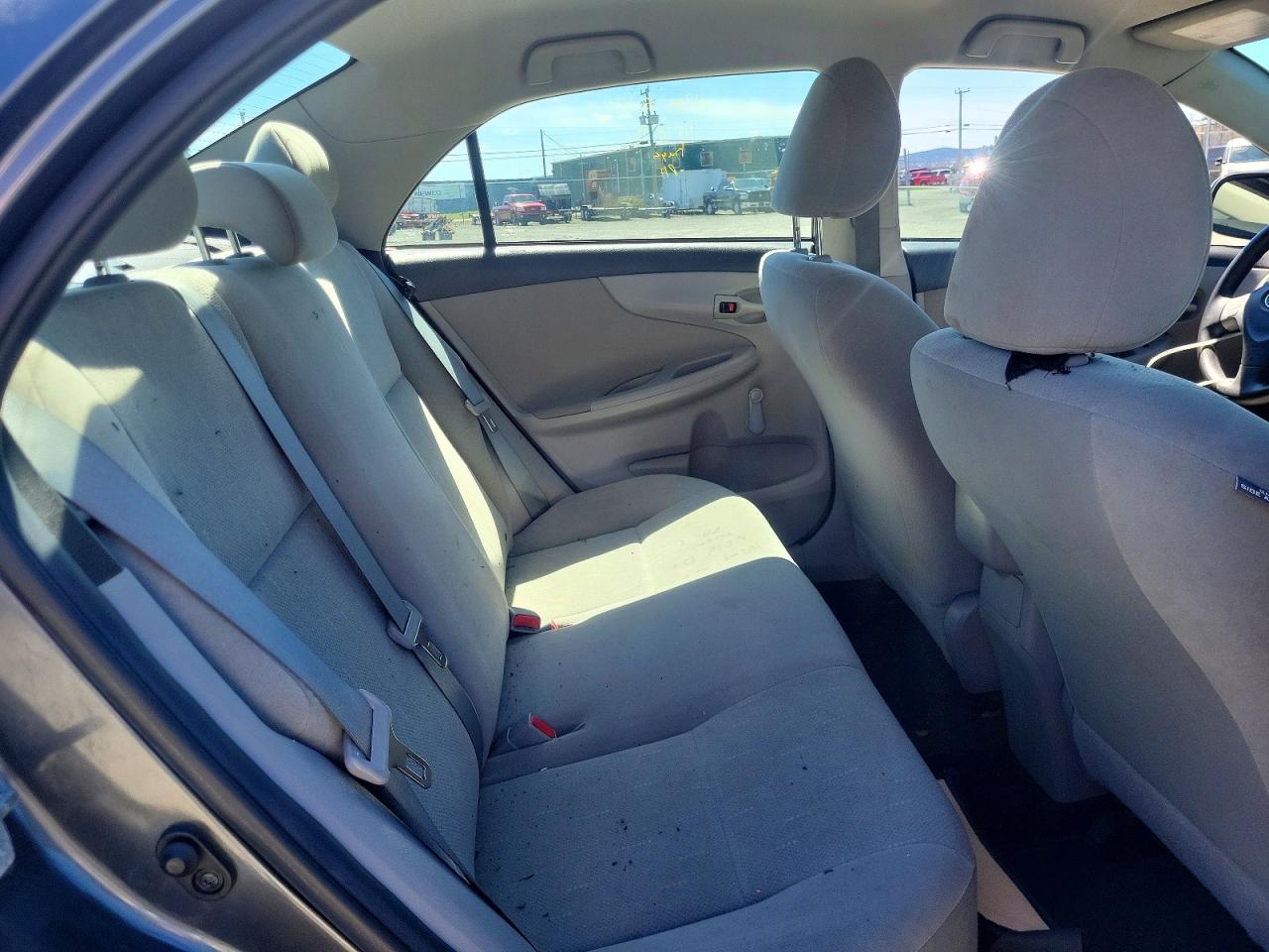 2013 TOYOTA COROLLA L photo 28
