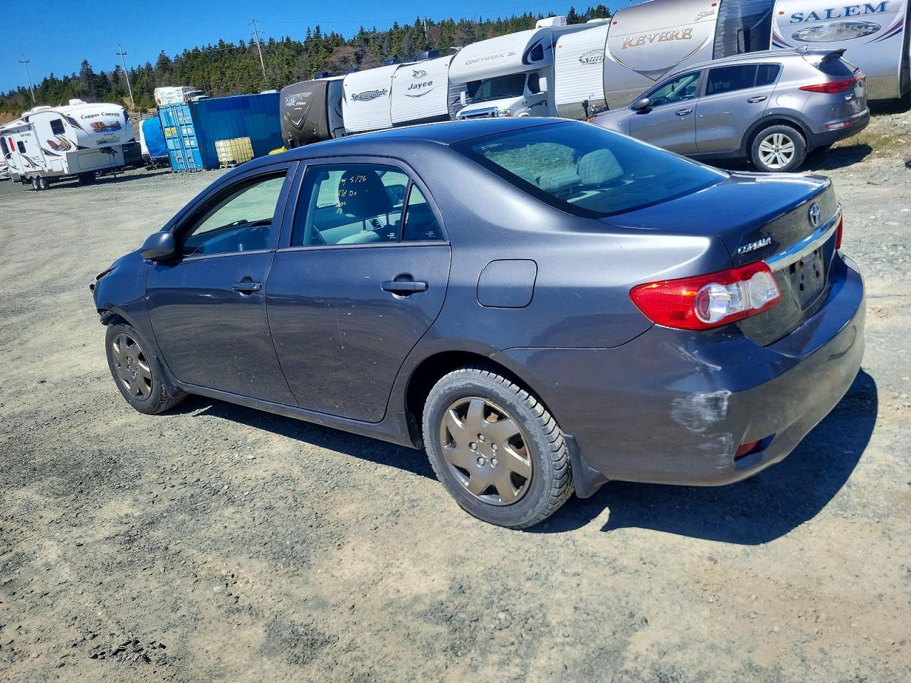 2013 TOYOTA COROLLA L photo 4