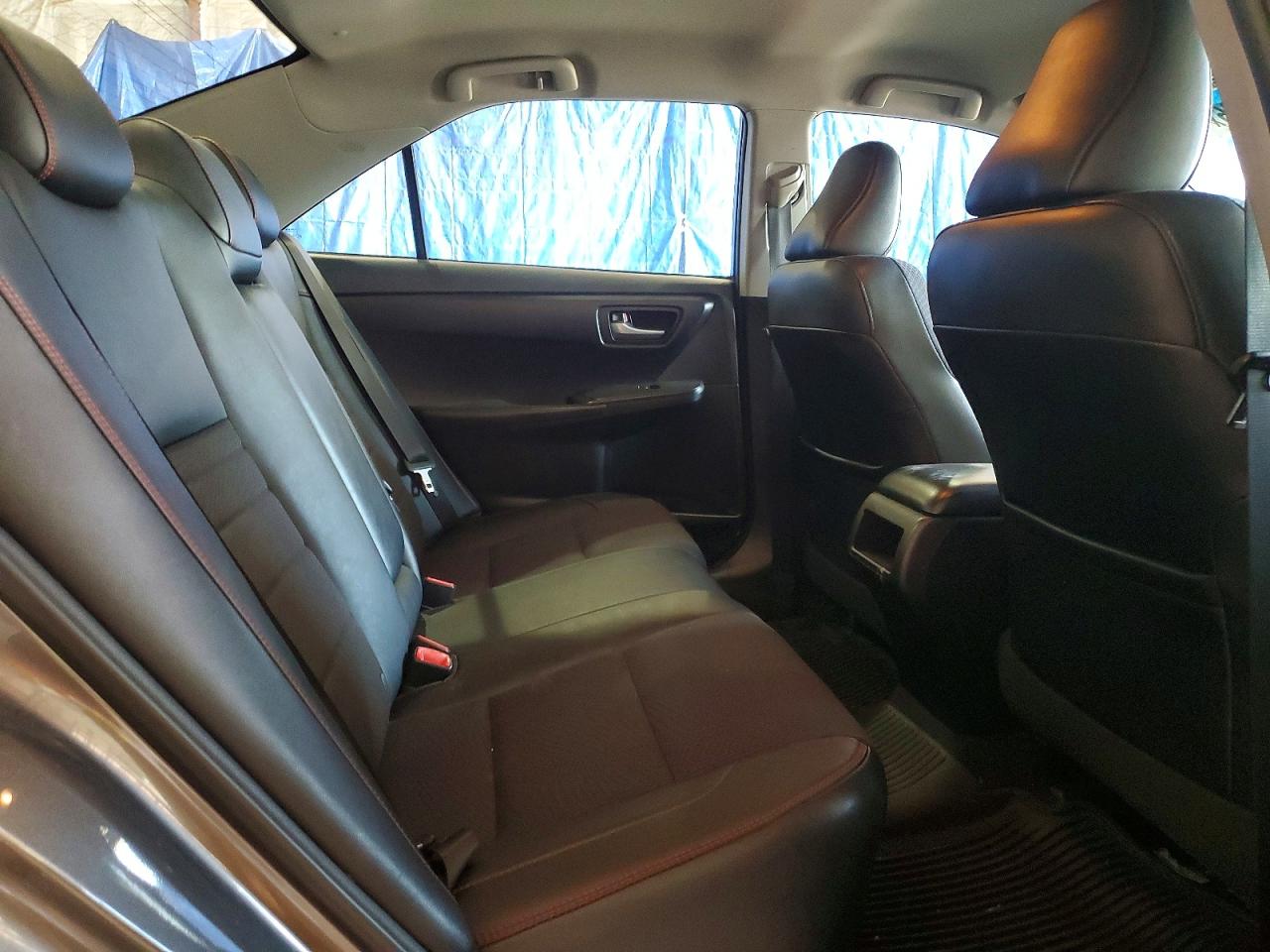 2017 TOYOTA CAMRY SE photo 19