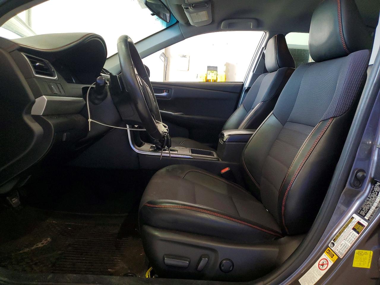 2017 TOYOTA CAMRY SE photo 13
