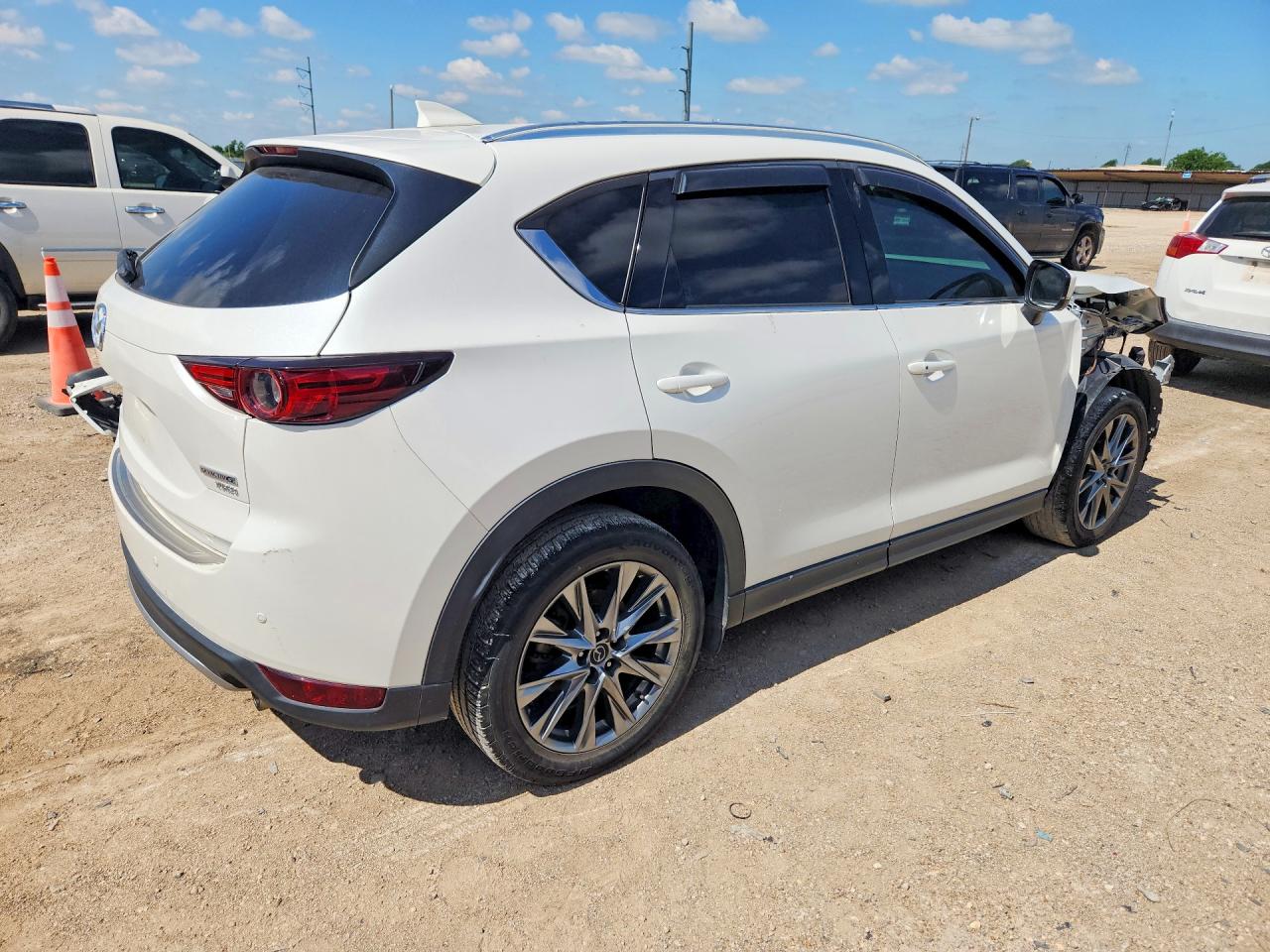 2021 MAZDA CX-5 SIGNATURE photo 7