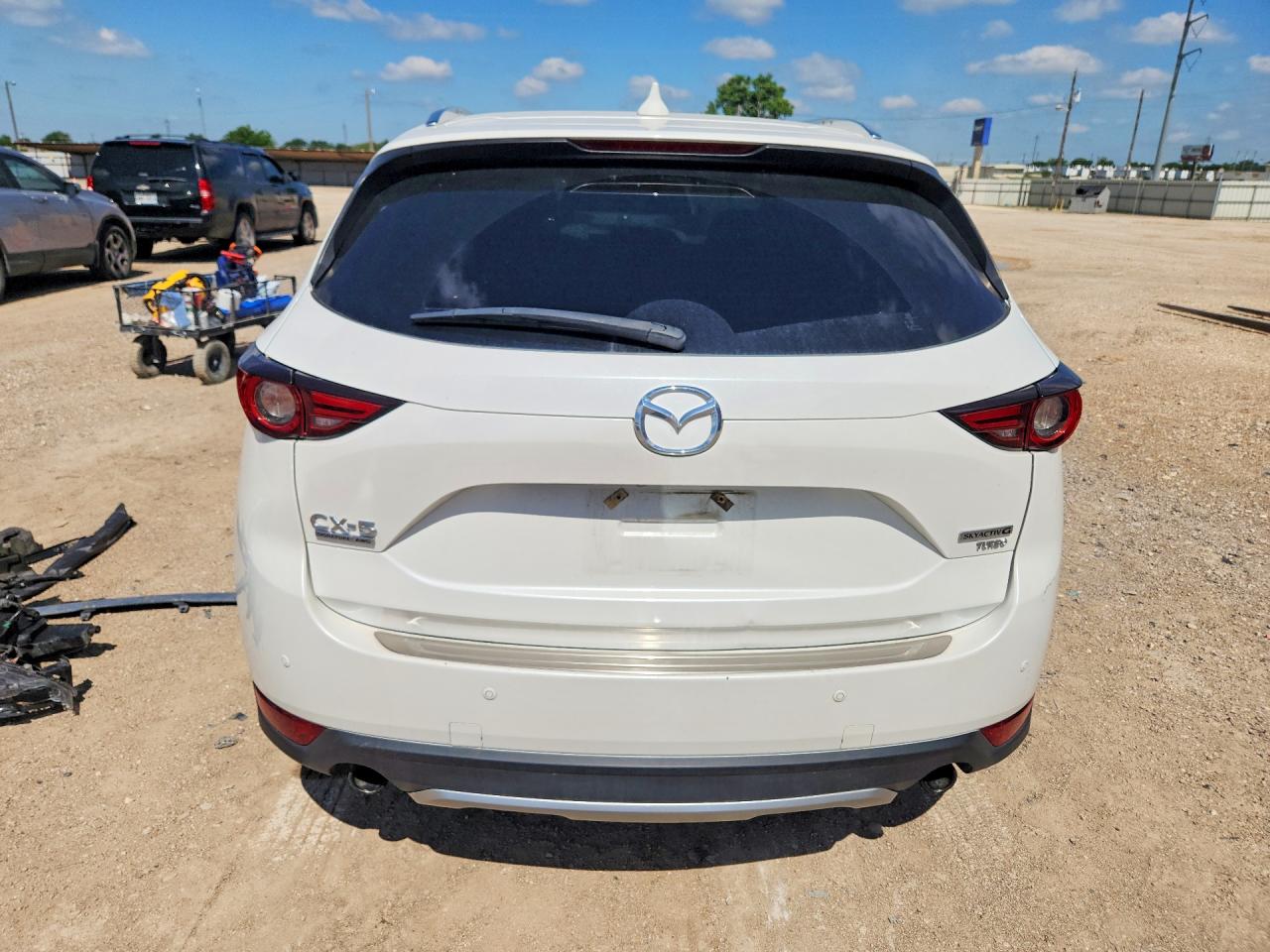 2021 MAZDA CX-5 SIGNATURE photo 16