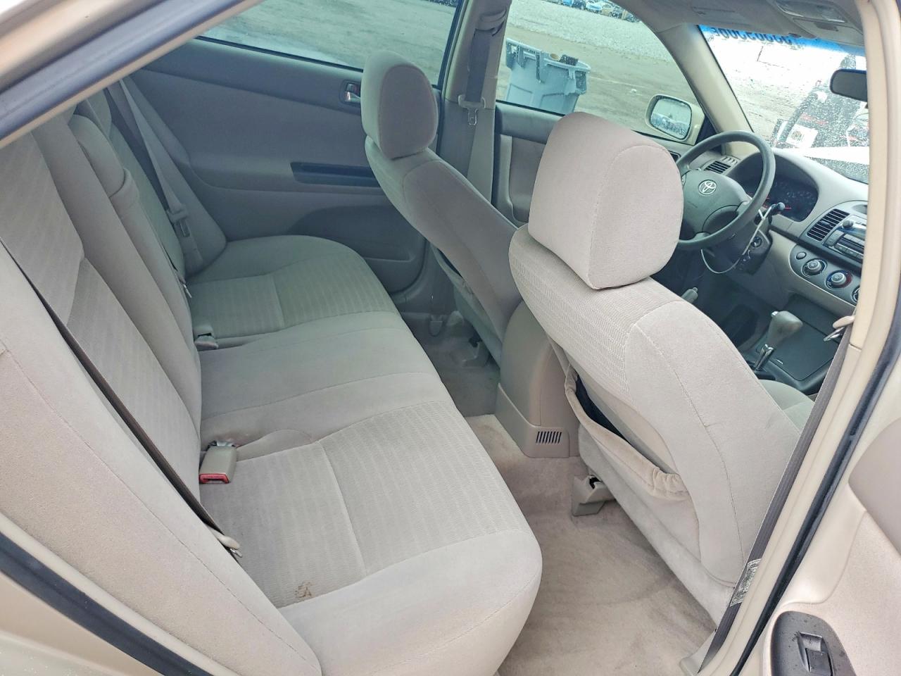 2005 TOYOTA CAMRY LE photo 10