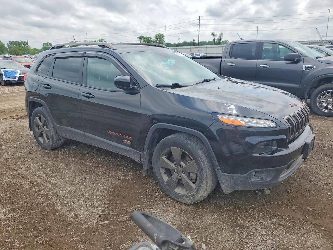 2017 JEEP CHEROKEE LATITUDE photo 10