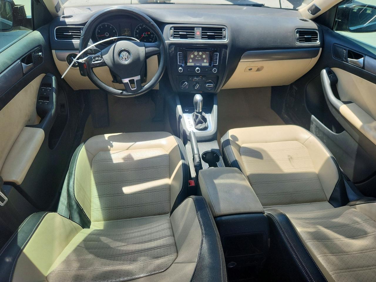 2014 VOLKSWAGEN JETTA SEL photo 8