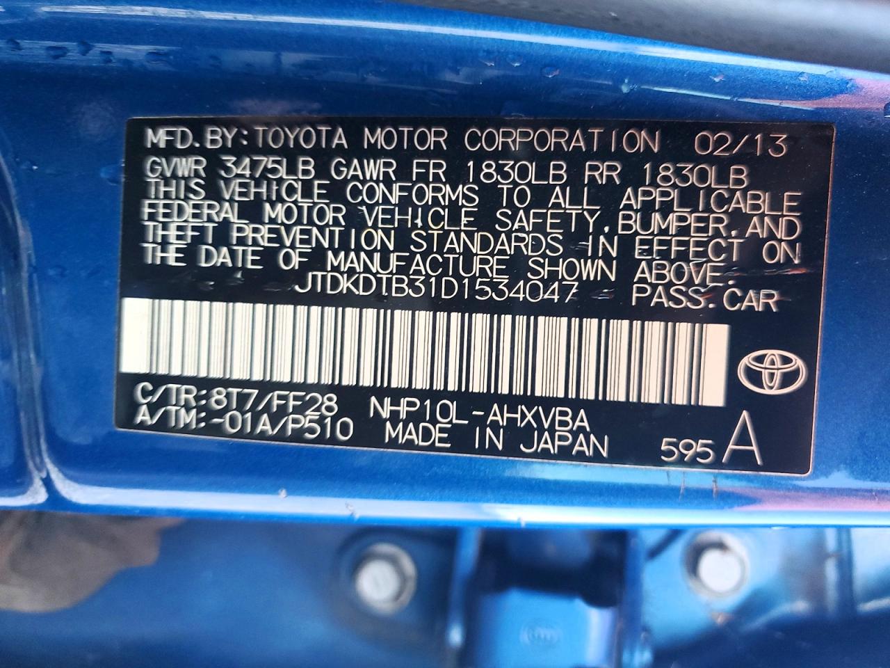 2013 TOYOTA PRIUS C TWO photo 23