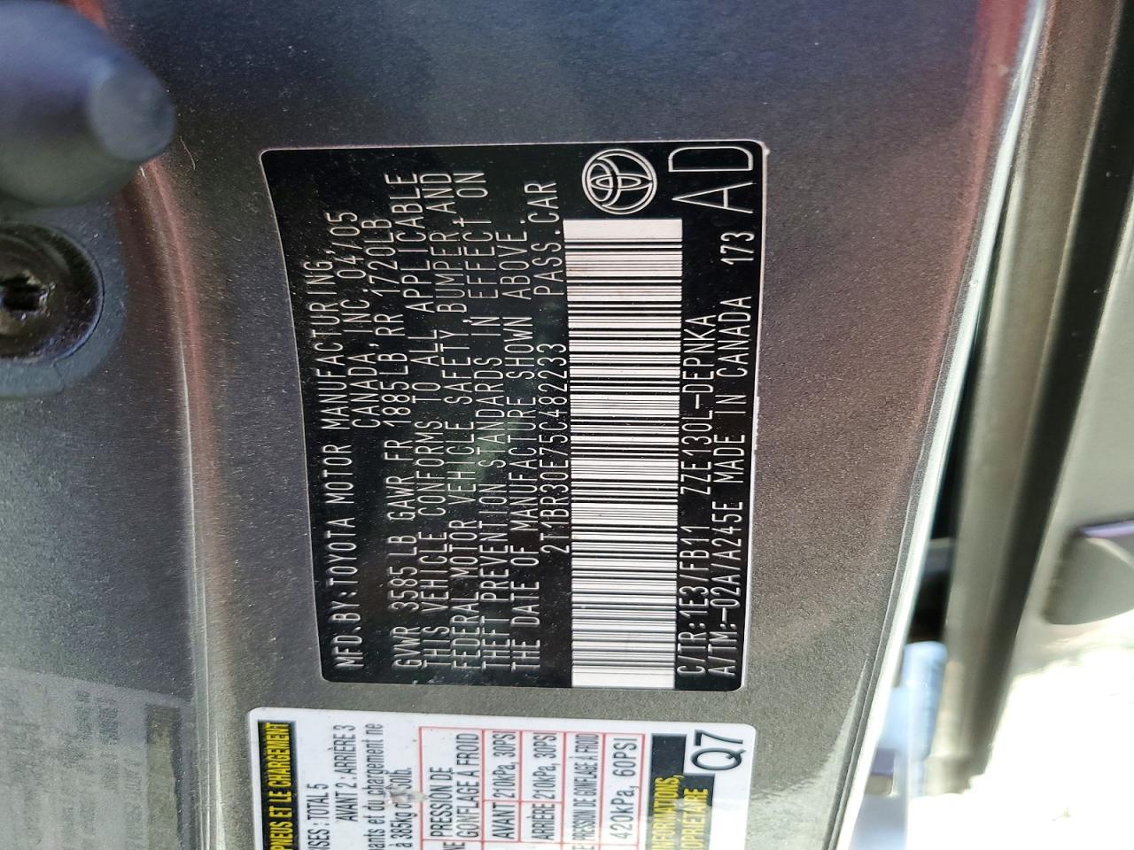 2005 TOYOTA COROLLA LE photo 12