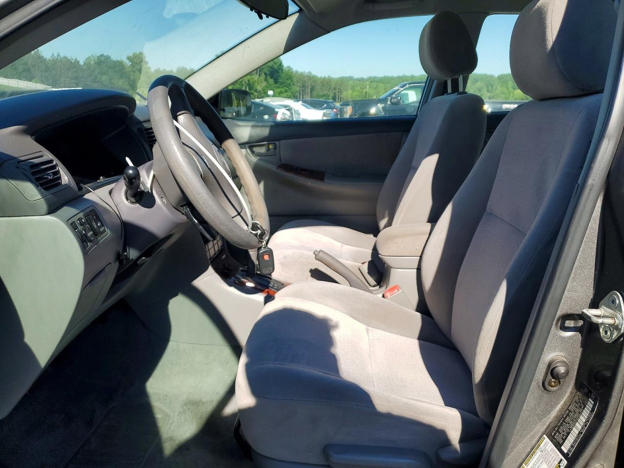 2005 TOYOTA COROLLA LE photo 7