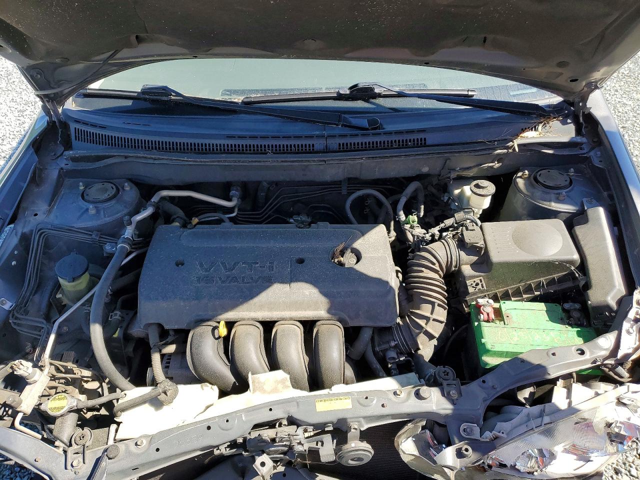2005 TOYOTA COROLLA LE photo 11