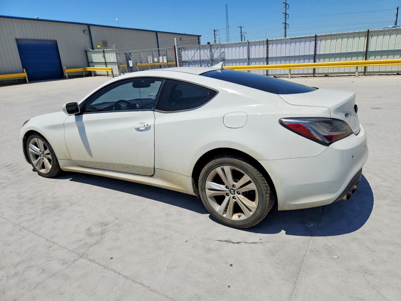 2010 HYUNDAI GENESIS COUPE 3.8L photo 3