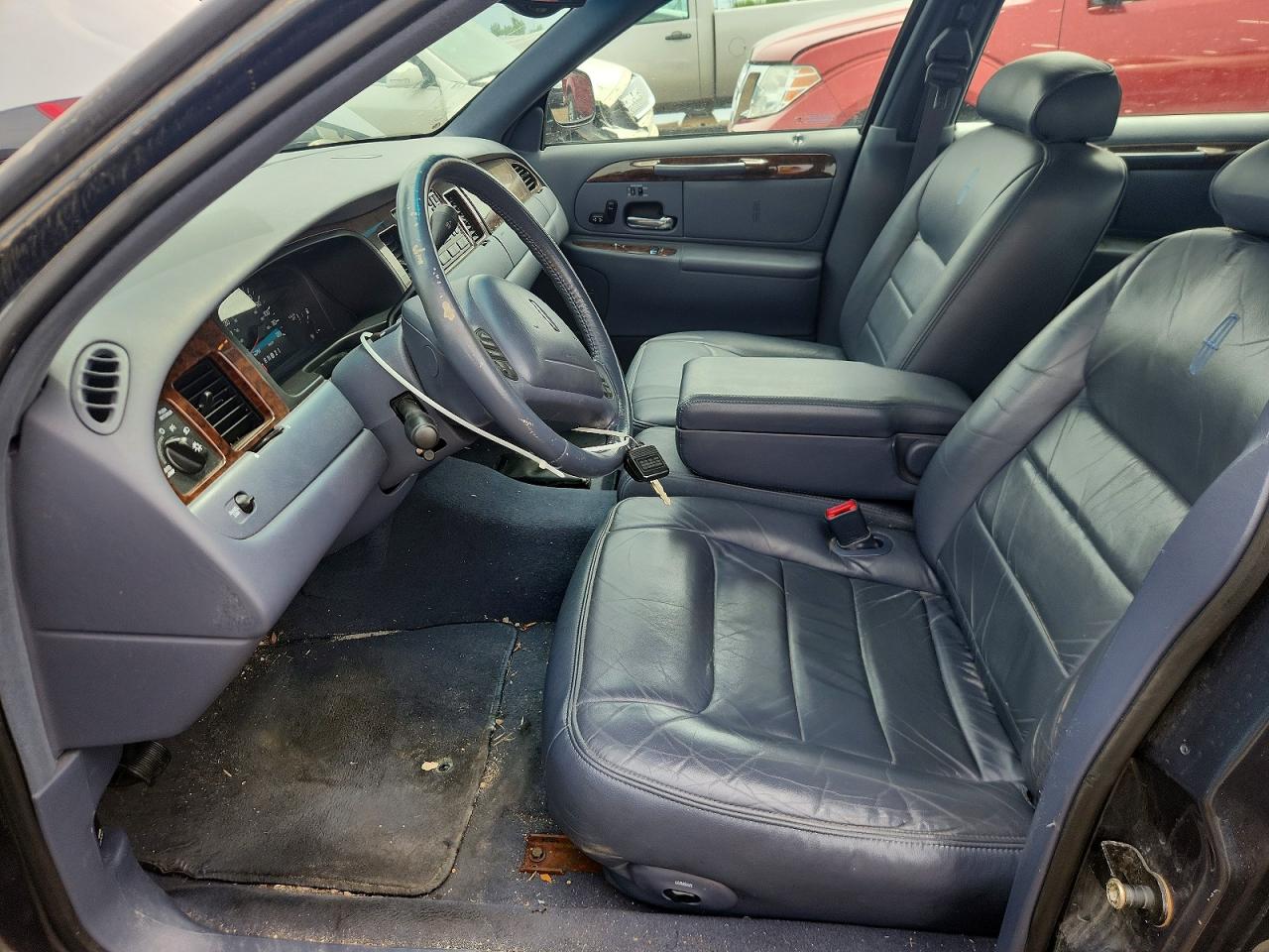 1998 LINCOLN TOWN CAR SIGNATURE photo 7