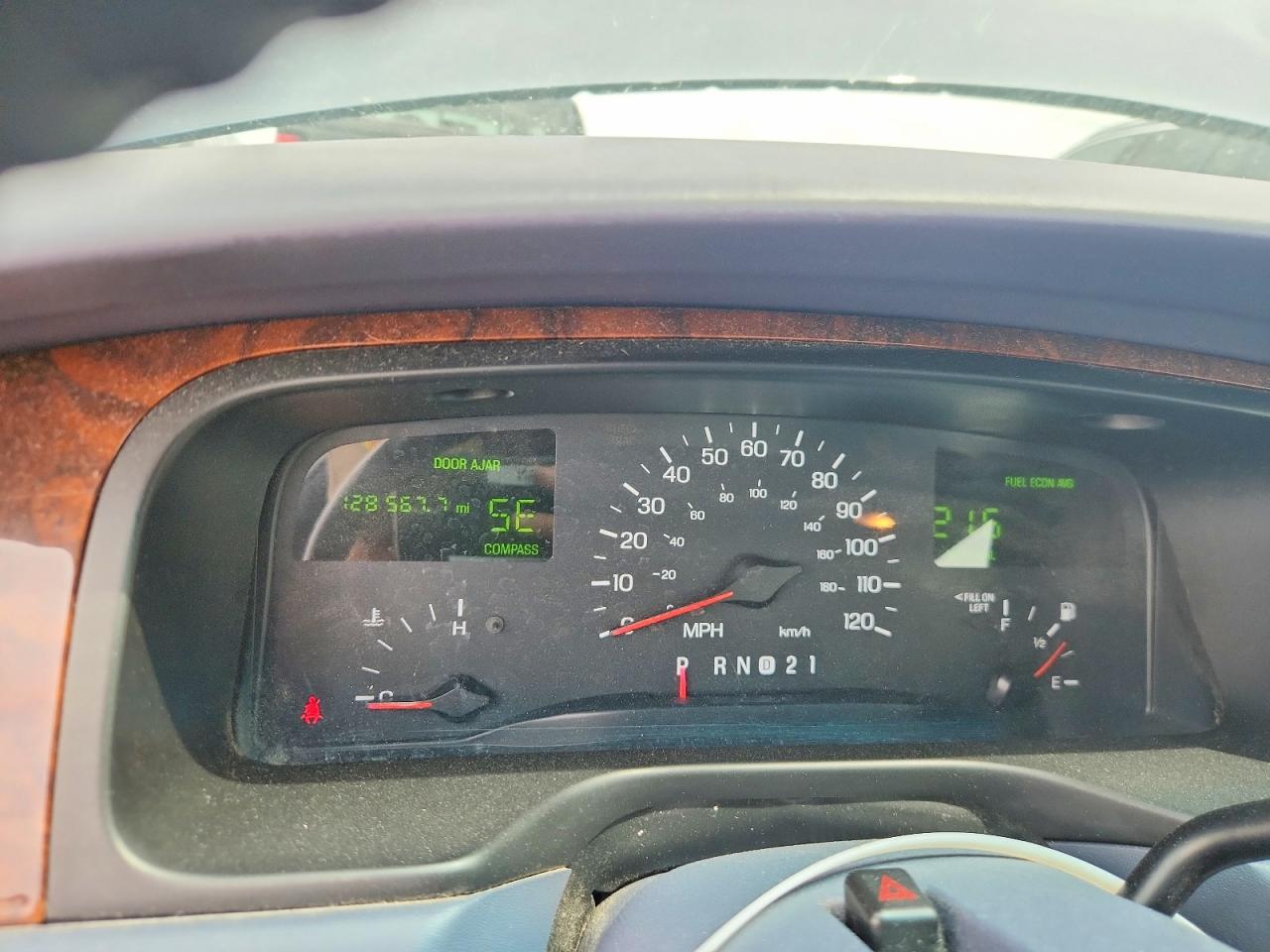 1998 LINCOLN TOWN CAR SIGNATURE photo 9