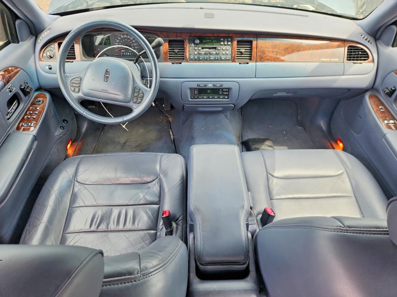 1998 LINCOLN TOWN CAR SIGNATURE photo 8