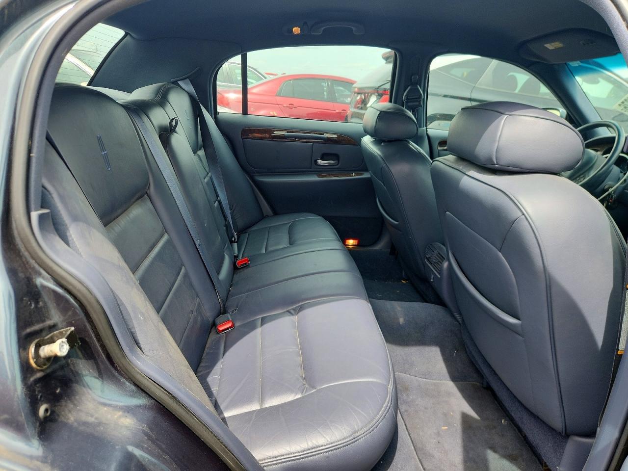 1998 LINCOLN TOWN CAR SIGNATURE photo 10