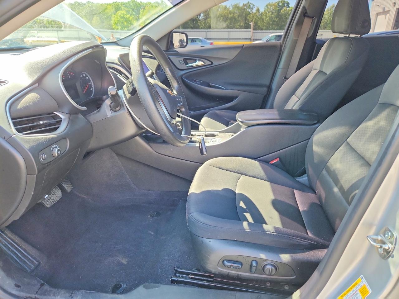 2022 CHEVROLET MALIBU LT photo 19