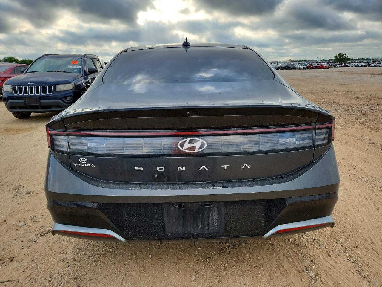 2024 HYUNDAI SONATA SEL photo 11