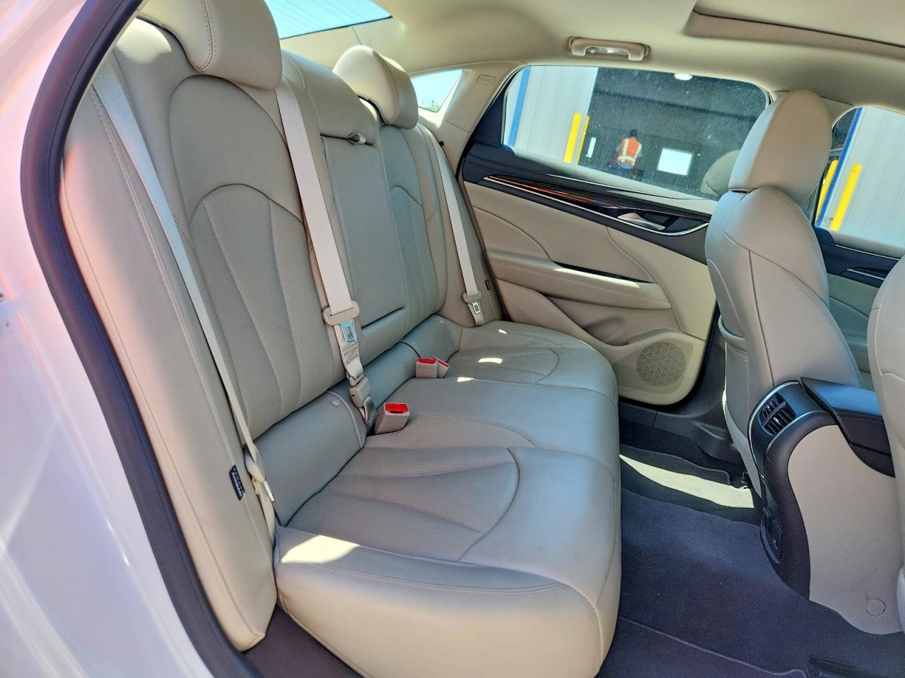 2017 BUICK LACROSSE PREMIUM photo 19