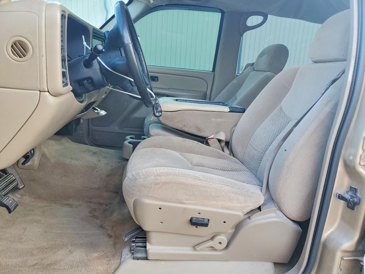 2004 CHEVROLET SILVERADO C2500 HEAVY DUTY photo 13