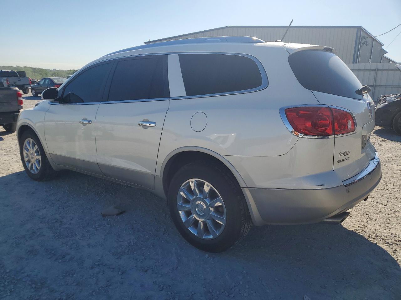 2011 BUICK ENCLAVE CXL photo 4