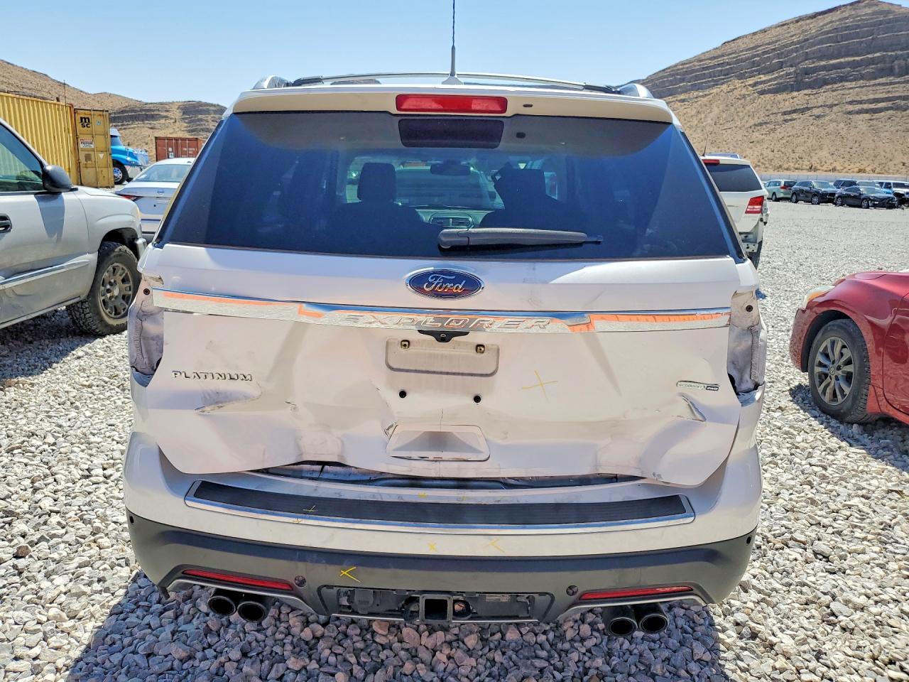 2018 FORD EXPLORER PLATINUM photo 16