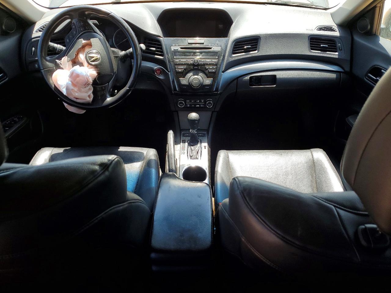 2013 ACURA ILX 20 TECH photo 8