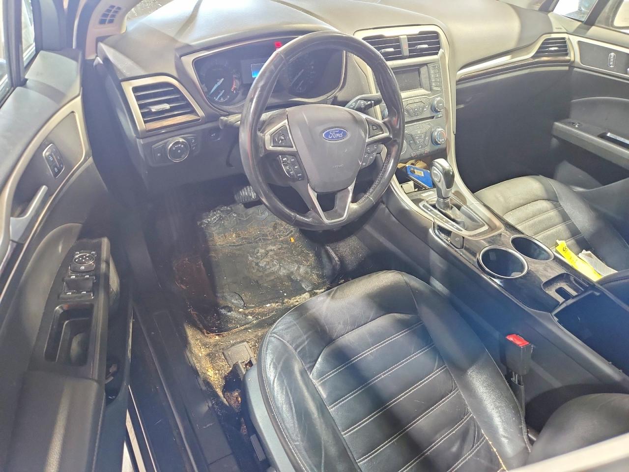 2013 FORD FUSION SE photo 22