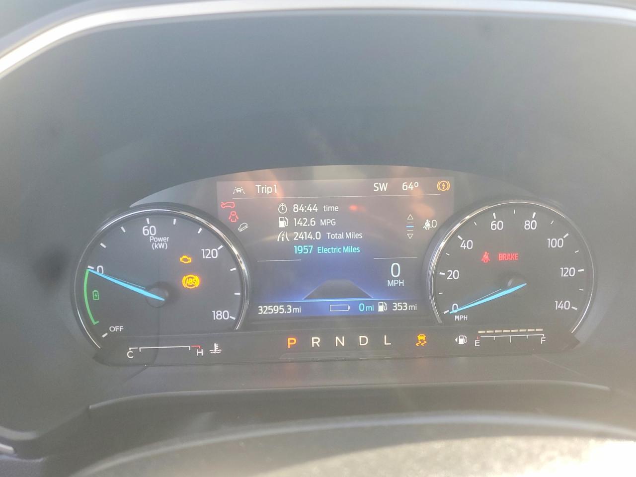 2022 FORD ESCAPE SE photo 25